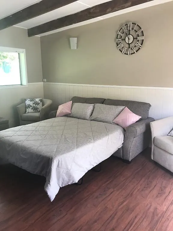 Hoops Accommodation Byron Bay Australia