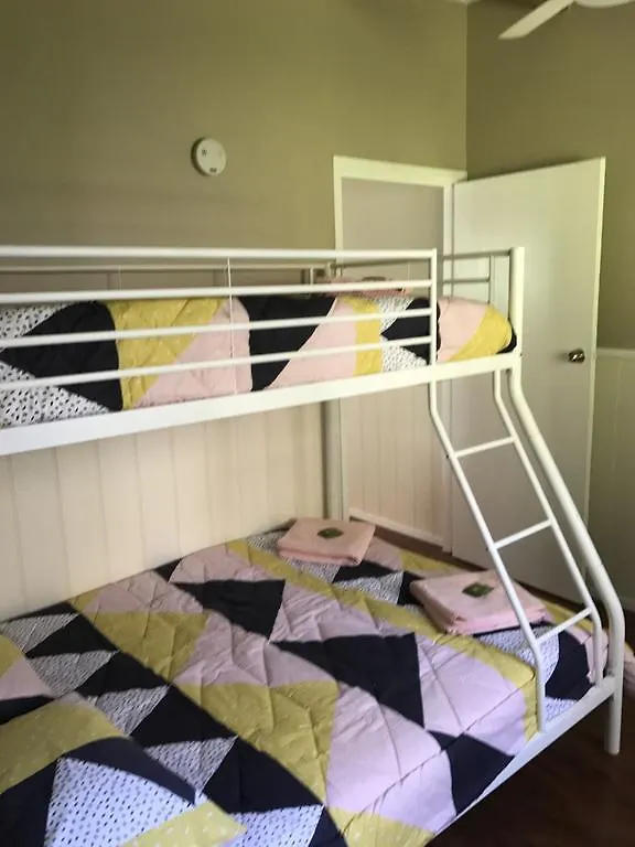 Hoops Accommodation Byron Bay Holiday home